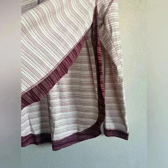 Hem & Thread - Picture 3 of 4